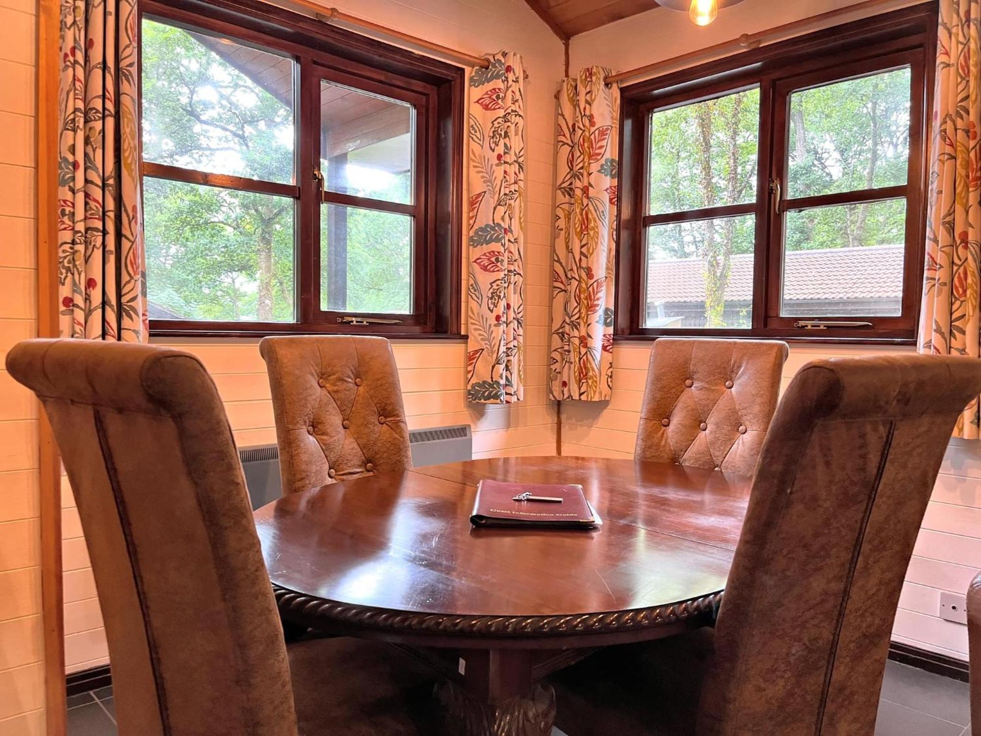 Goldcrest 3-hot Tub-woodland Lodges-carmarthenshire-tenby Lodge Carmarthen